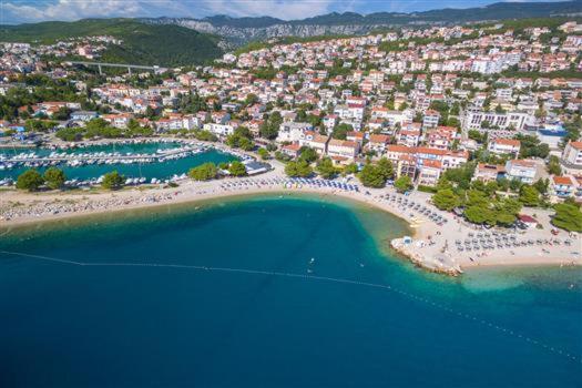 Apartmani Totic Crikvenica Exterior photo