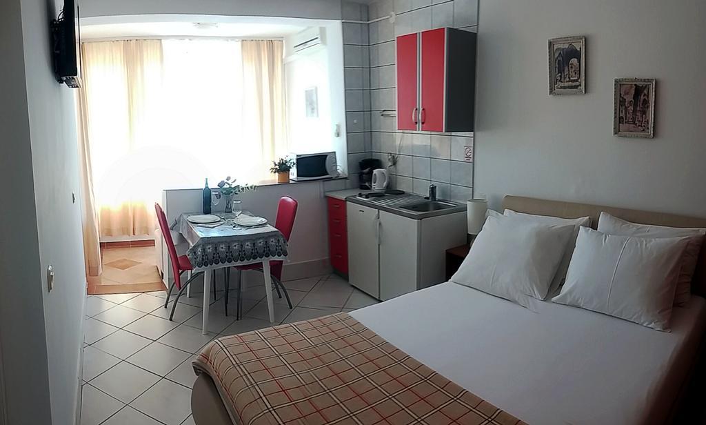 Apartmani Totic Crikvenica Exterior photo